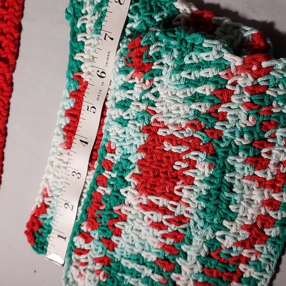 Vintage Christmas 5 Piece Crochet Hot Dish Mats - Picture 3 of 9